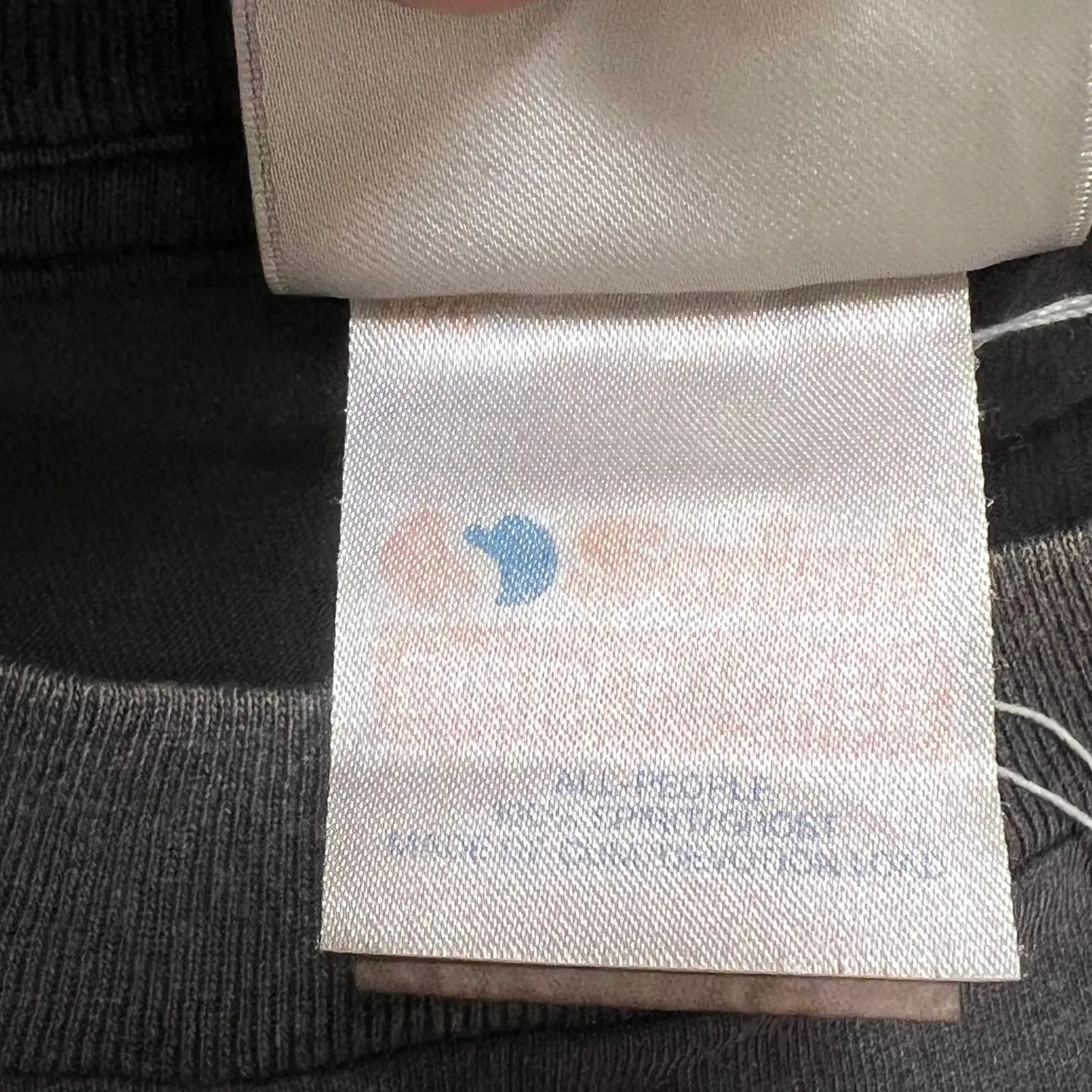 Original co-branded main mark/washed mark/with little angel anti-counterfeiting mark PUBLIC ENEMY
